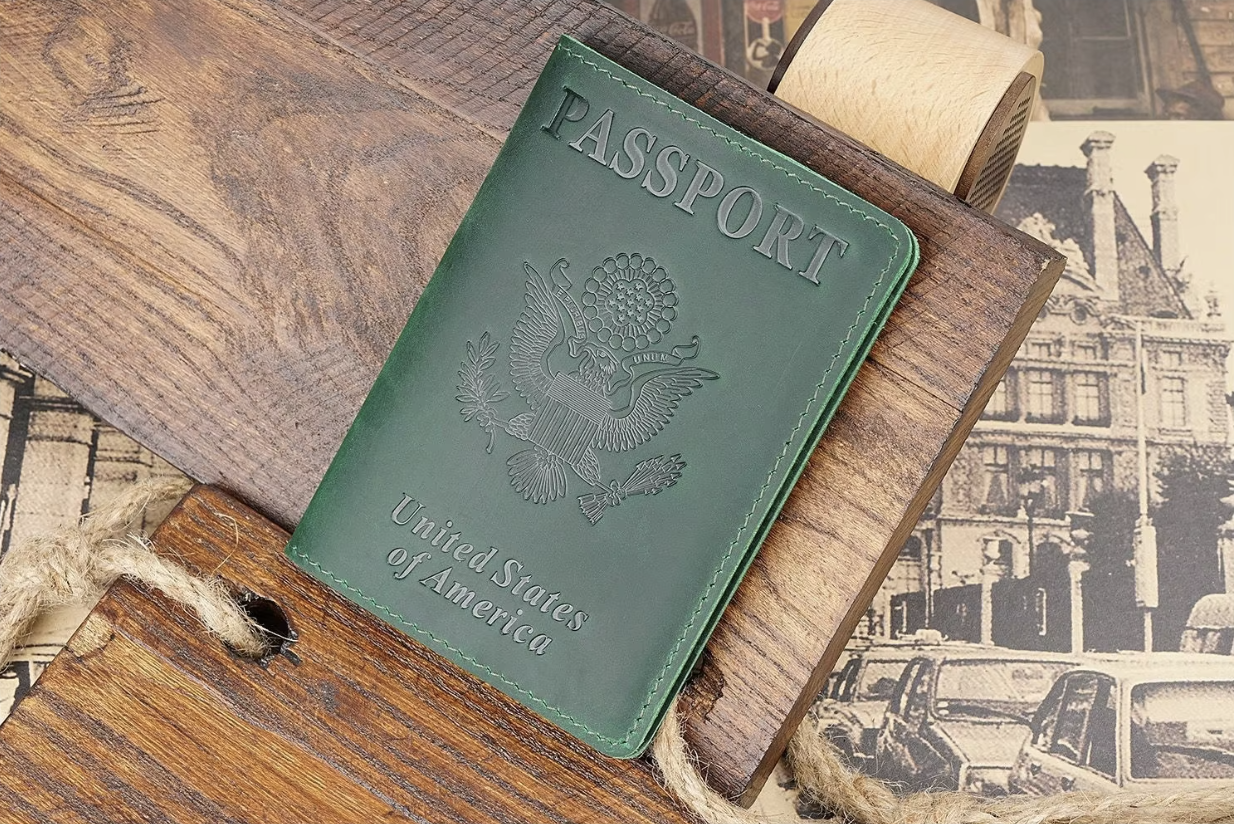 Leather passport wallet - USA