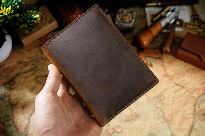 Leonardo leather wallet Code K02 - Holds money, holds credit cards, Passport