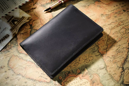 Leonardo leather wallet Code K02 - Holds money, holds credit cards, Passport